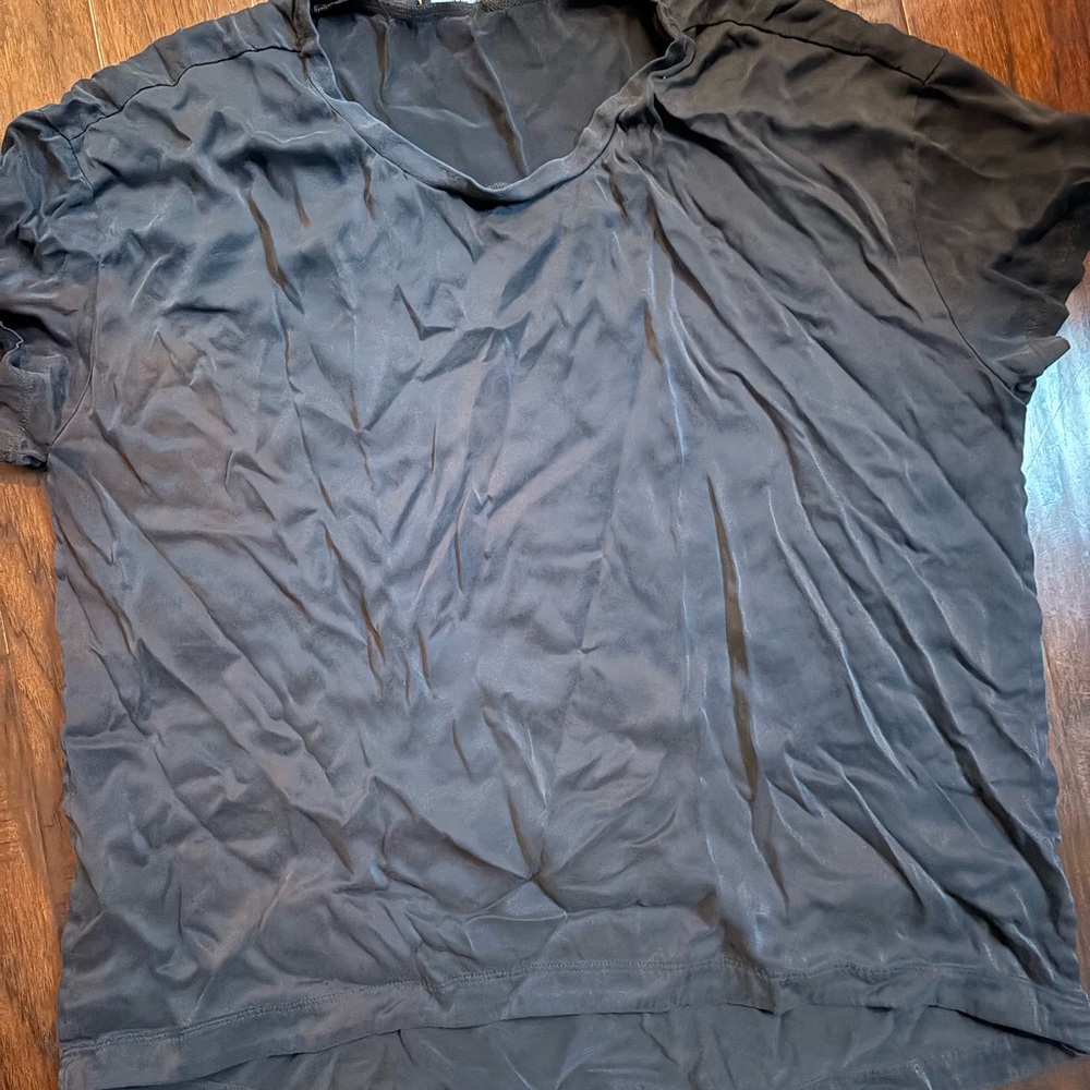 Quince black silk pajamas